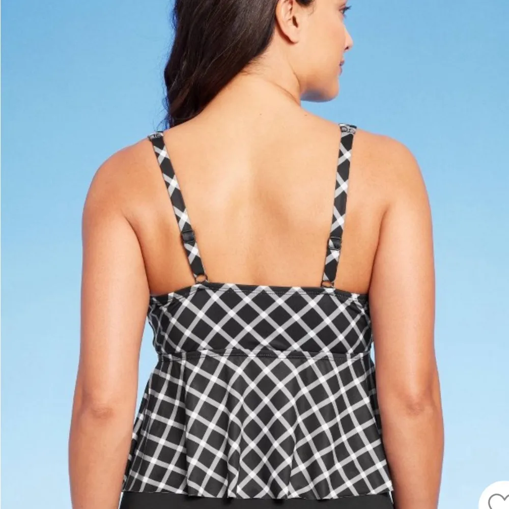 NWT Kona Sol Tankini - Image 2