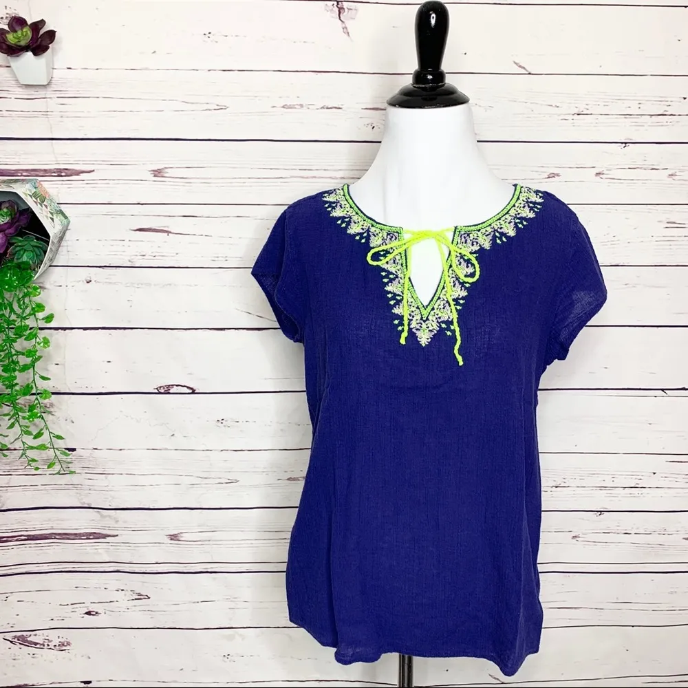 Decree Blue & Neon Green Boho Embroidered Drawstring Casual Top Size Medium - Image 9