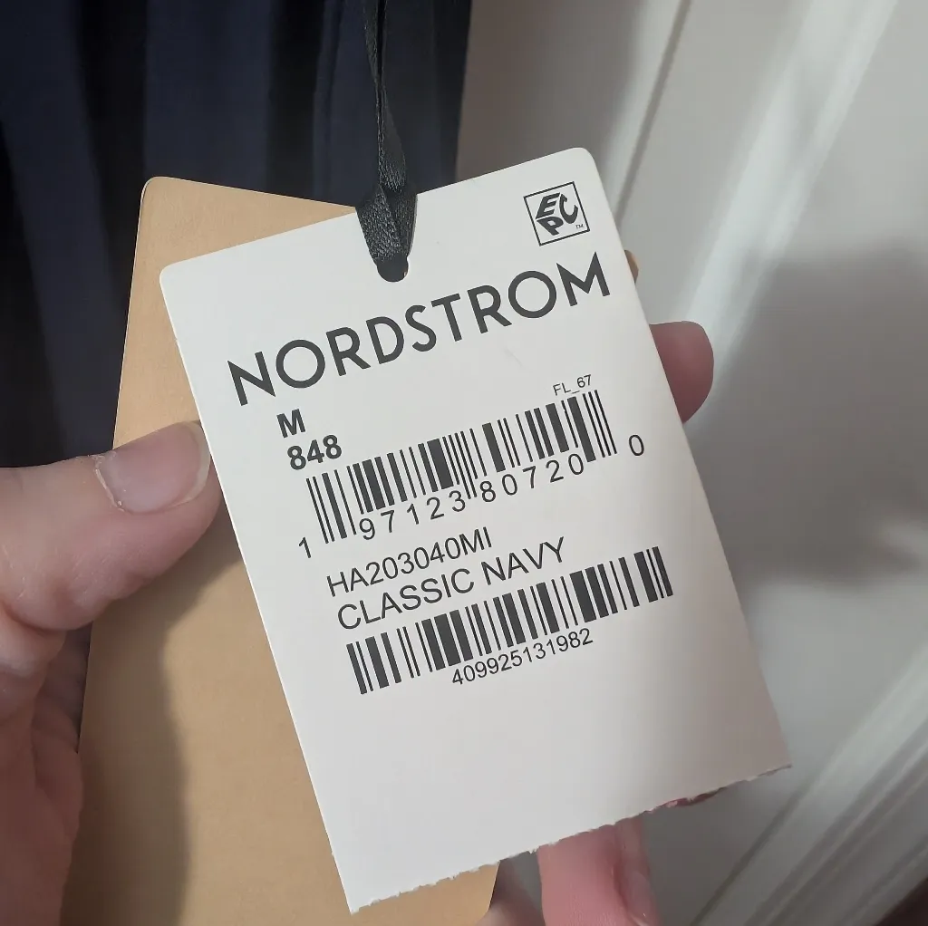 NWTS Halogen Tank Top Women's Medium Navy - Image 7