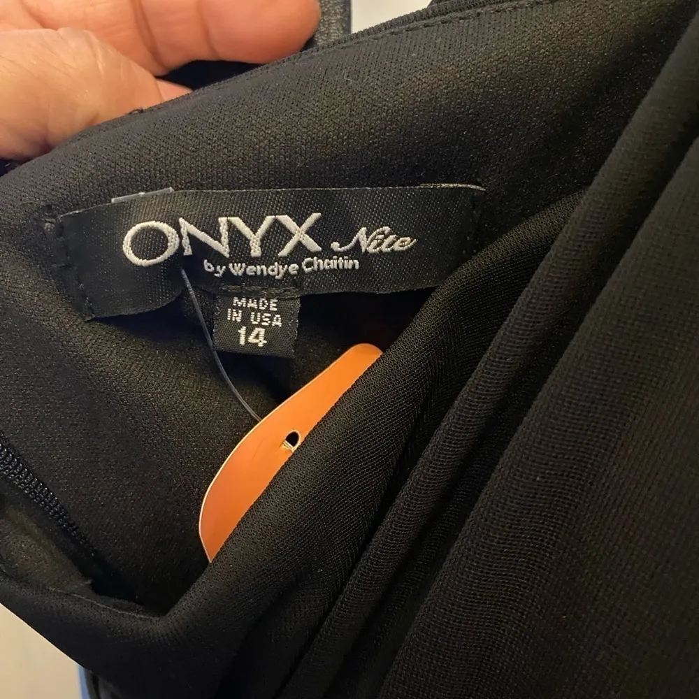 NWOT ONYX NITES BLACK EVENING GOWN Size 14 - Image 7