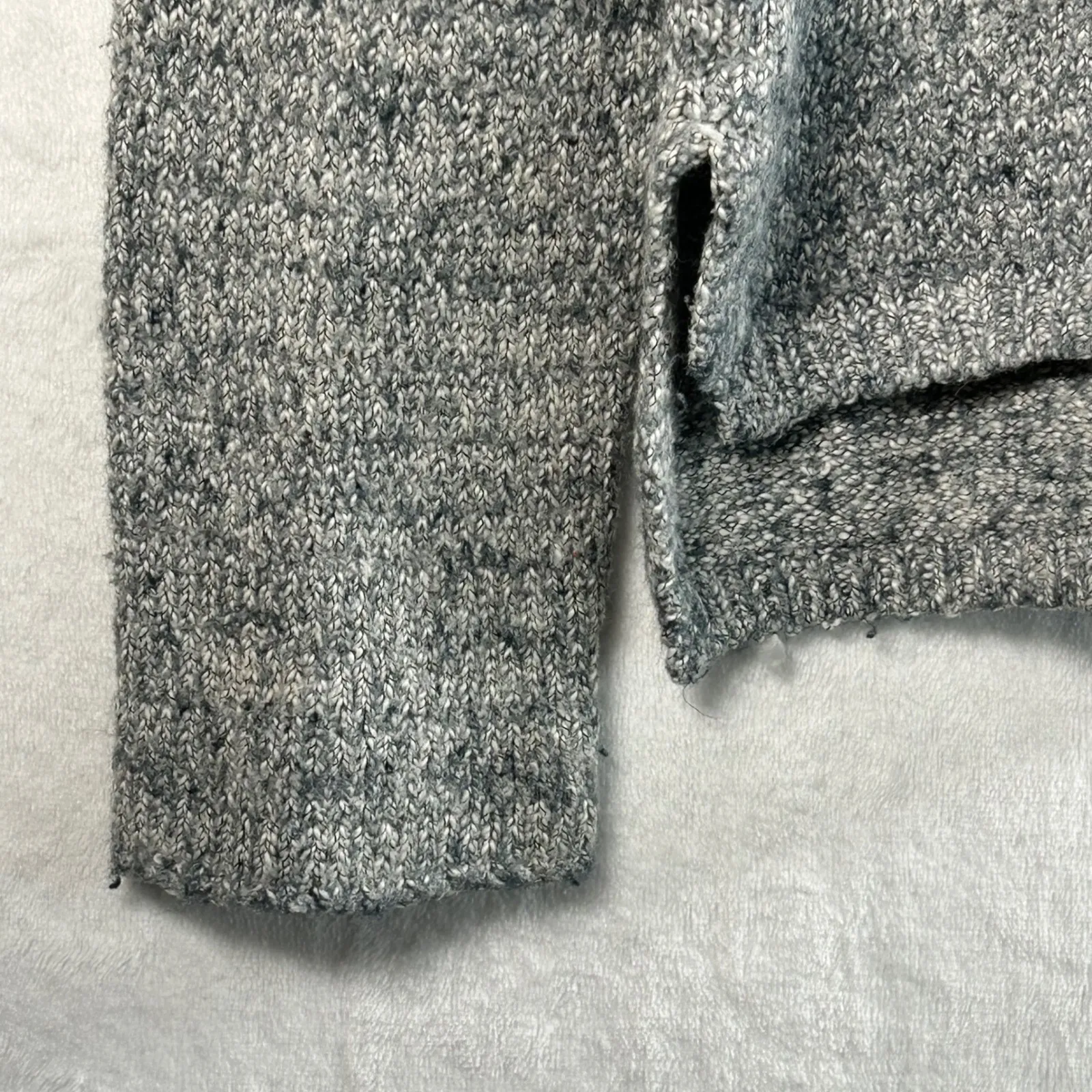 BDG Gray Speckled Knit Sweater Long Sleeve Crew Neck Casual Top XS - Image 5