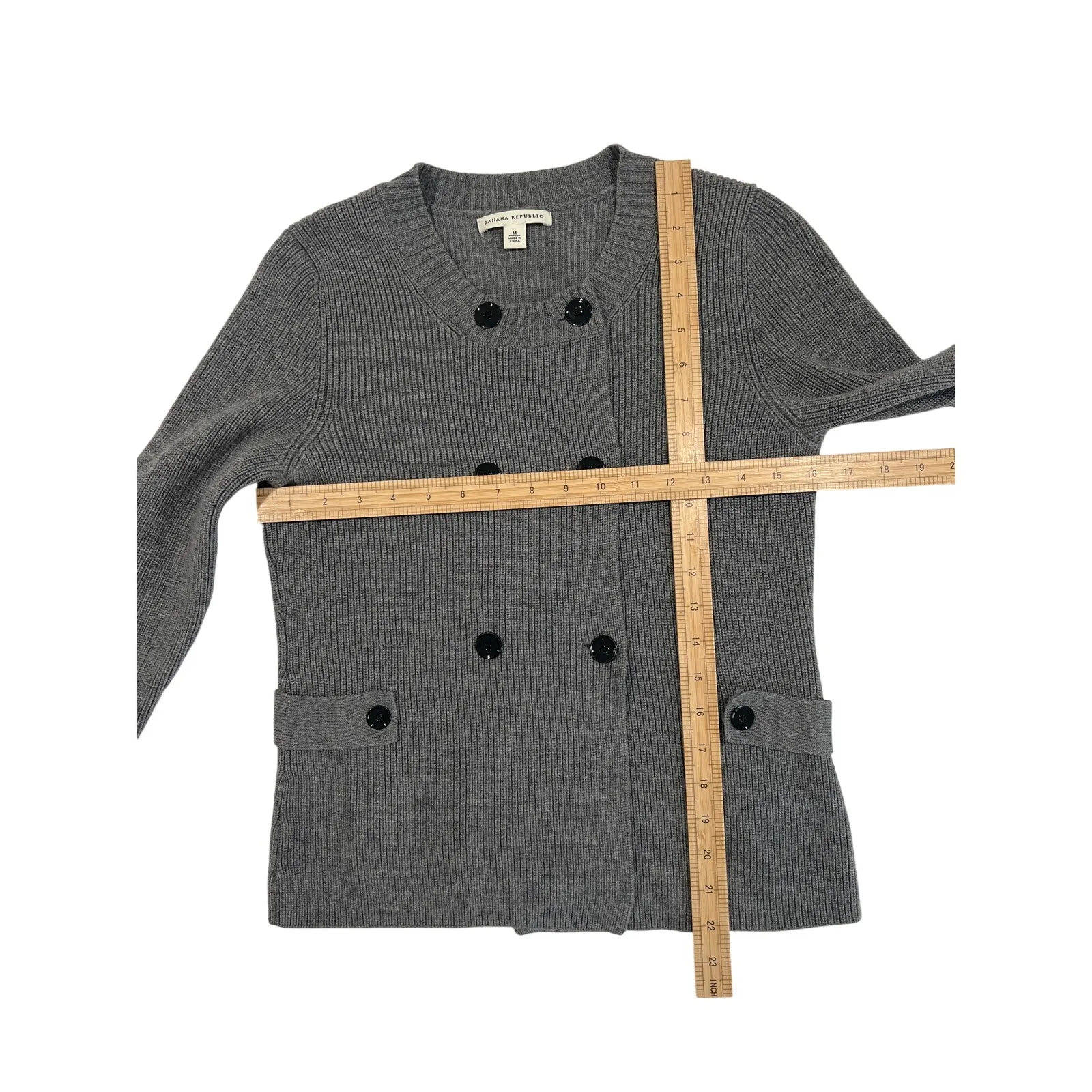 Banana Republic Gray Merino Fine Wool Sweater Women's Size M Button Cardigan - Image 8