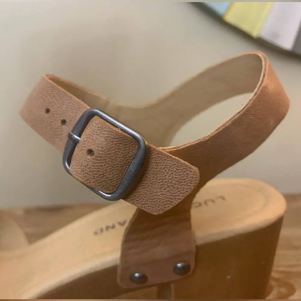 HAIDLEE BROWN - TAN LEATHER SANDALS SIZE 9 MED - Image 4