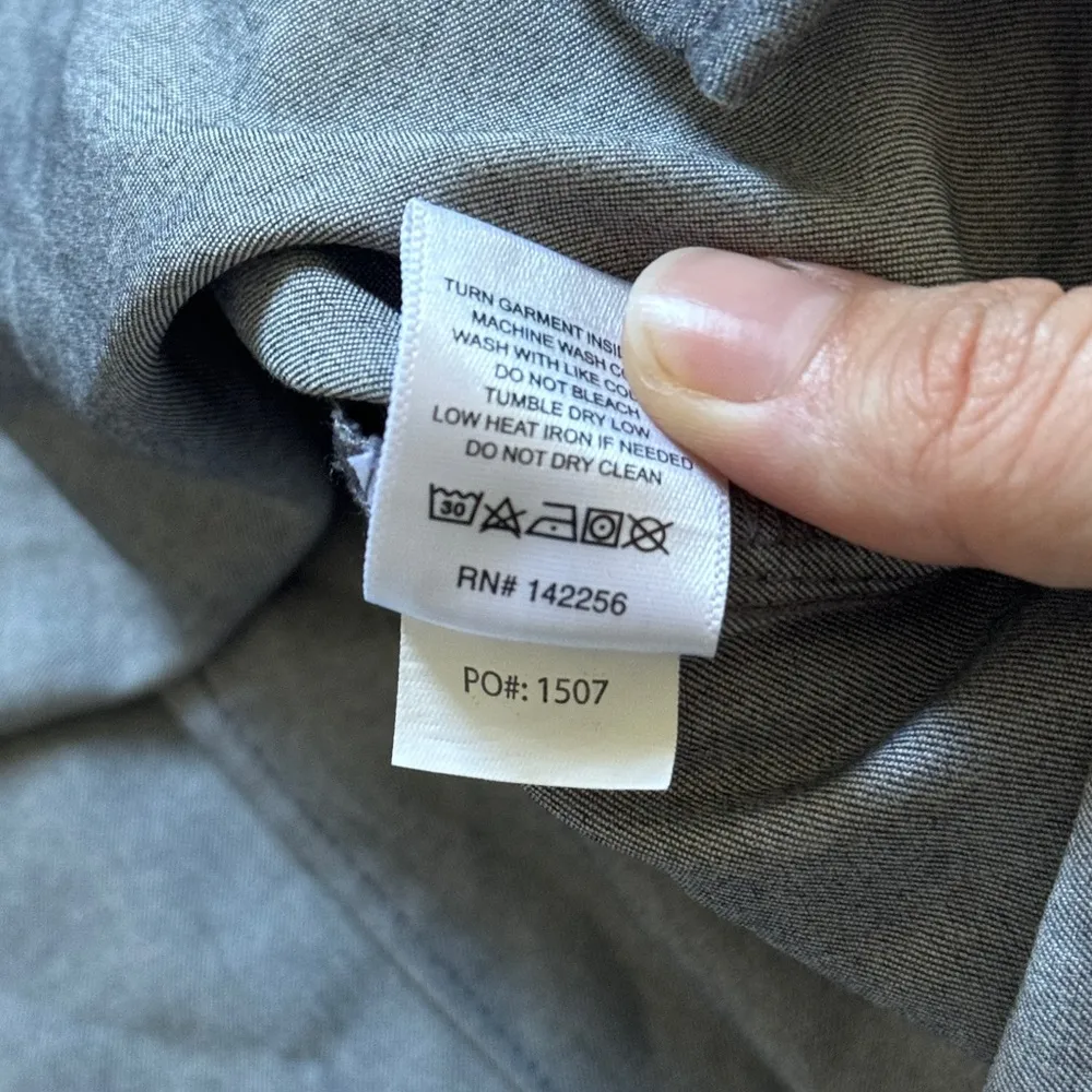 FIGS Catalina One-Pocket Scrub Top Size Small Gray - Image 7