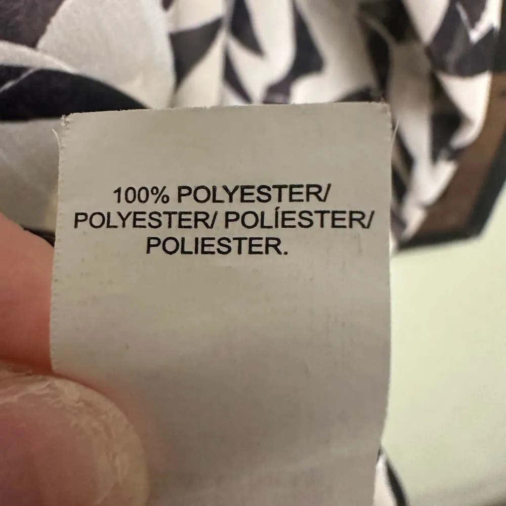 Lucky Brand long sleeve tie neck top - Image 4