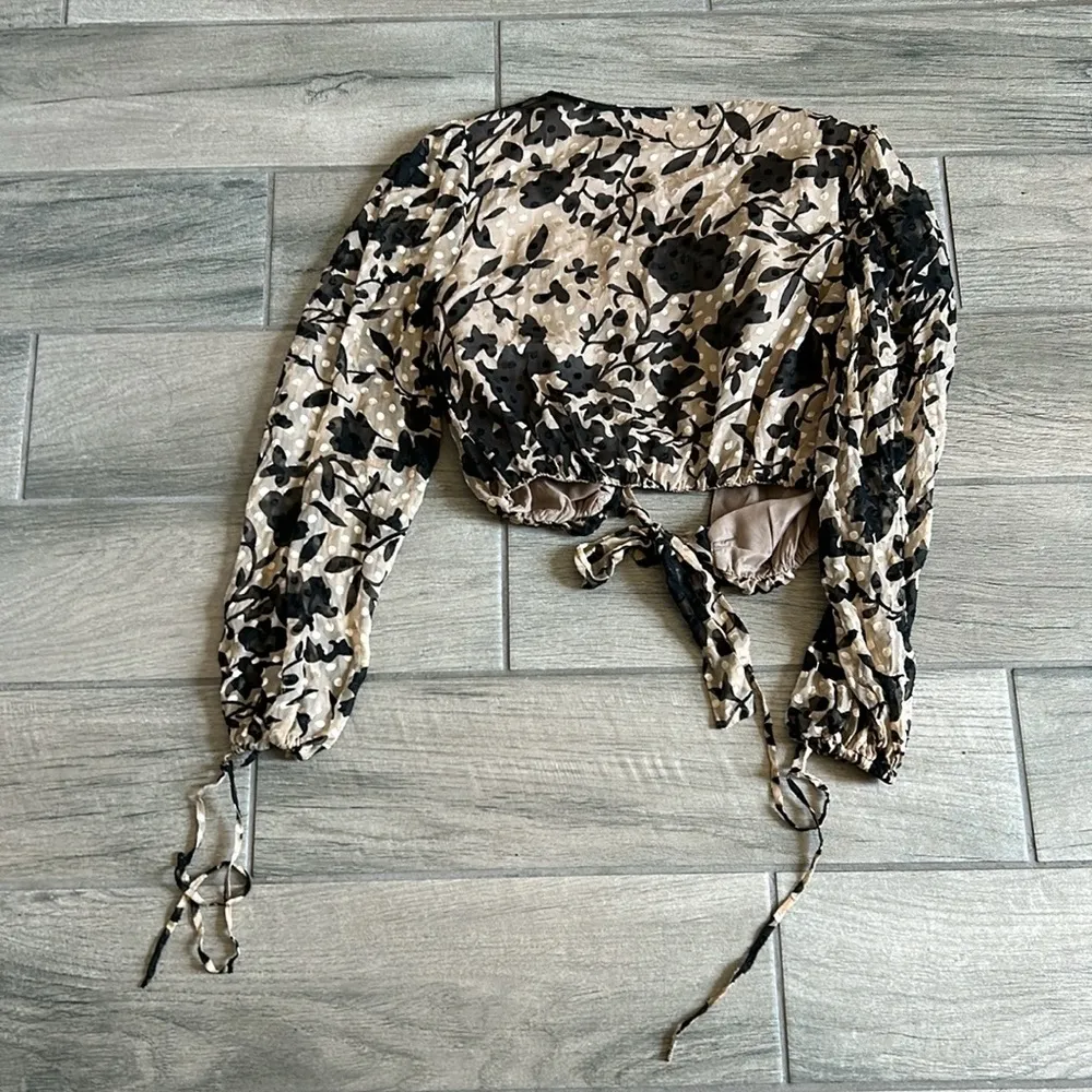 House of Harlow x revolve 1960 blouse - Image 5