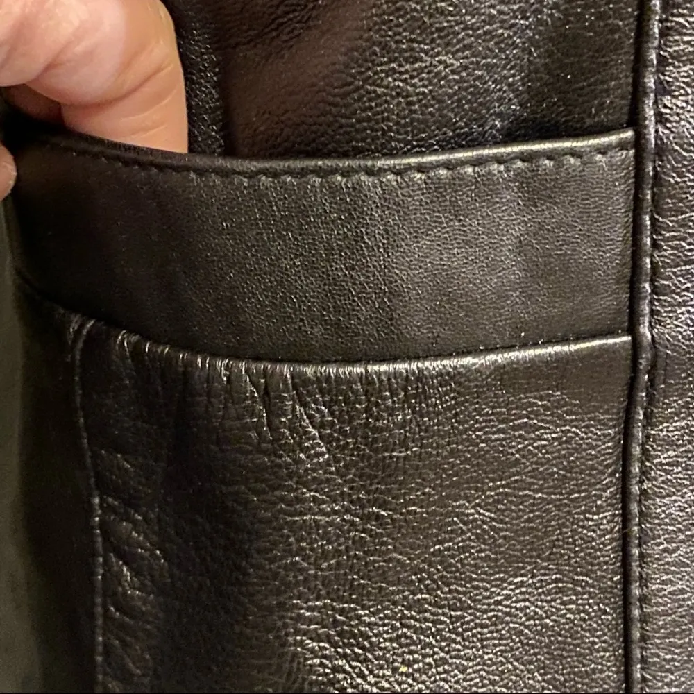 Vintage NYC Whet Blu 90's Y2K Black Leather Jacket Made in Pakistan Small - Image 4