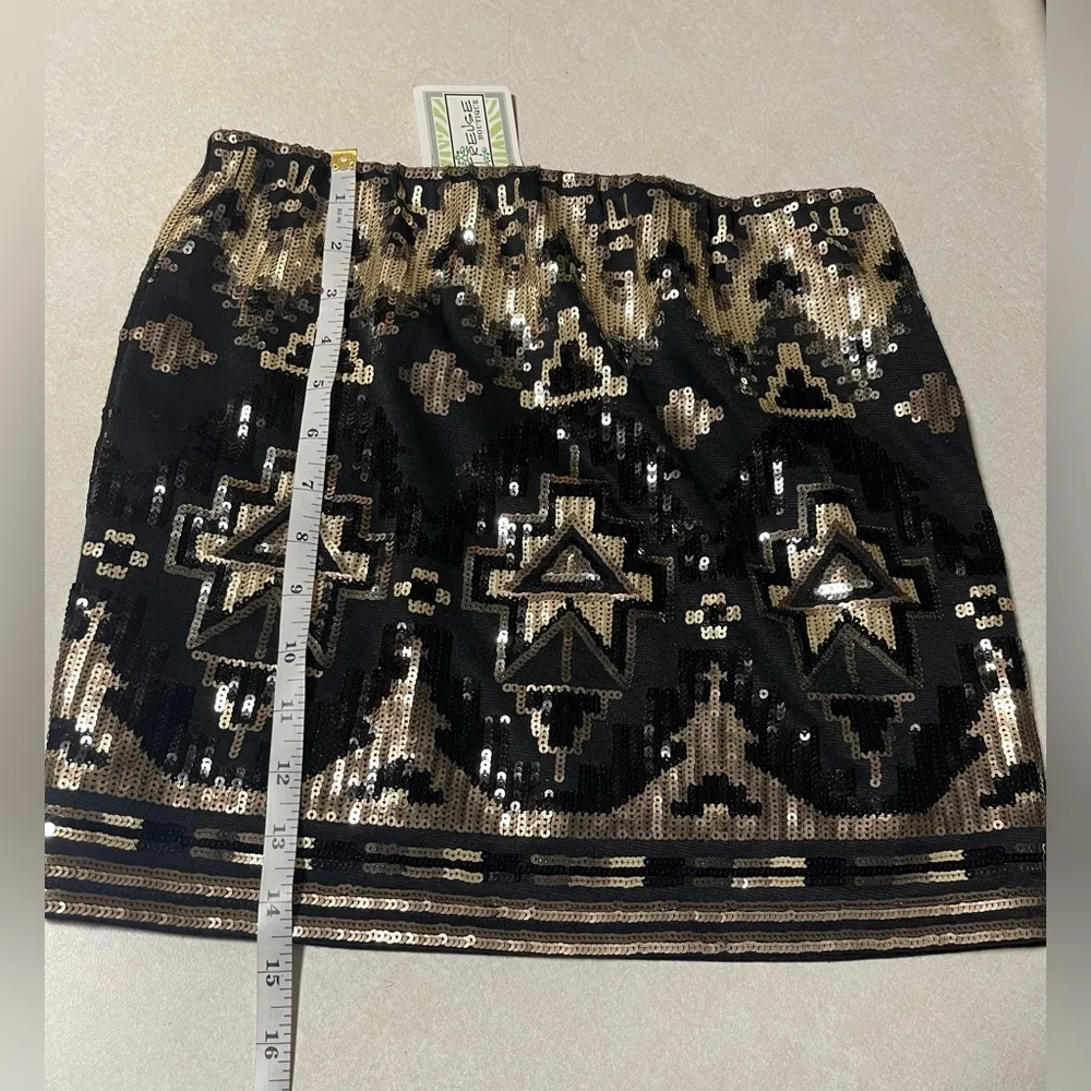 Coveted Clothing Women’s Sequin Black & Gold Mini Skirt Size S - Image 9