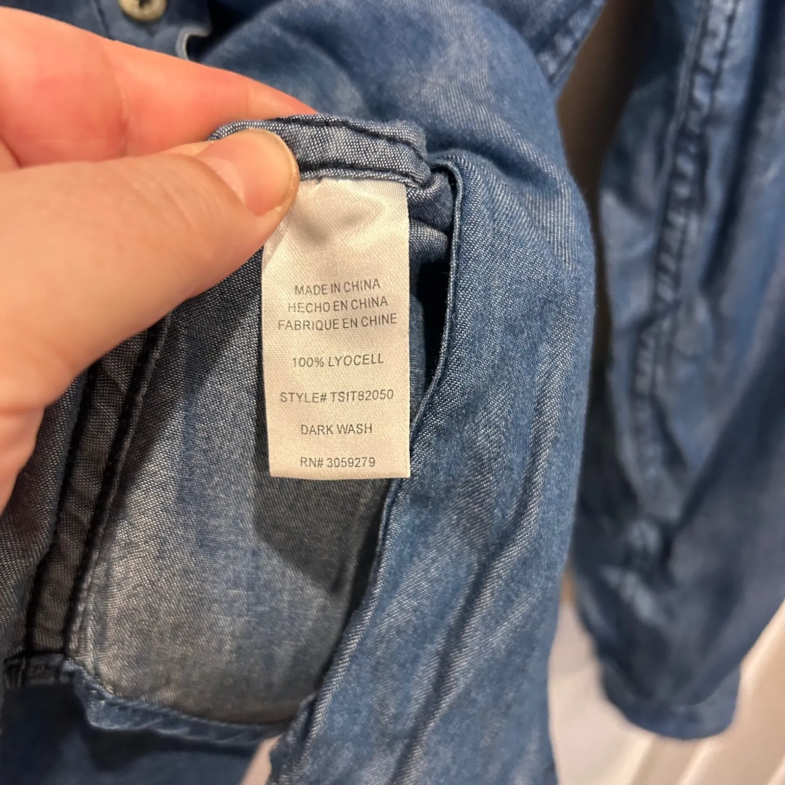 Thread Supply Dark Wash Denim Lyocell Long Sleeve Button Up Shirt Women's Large Blue - Image 6