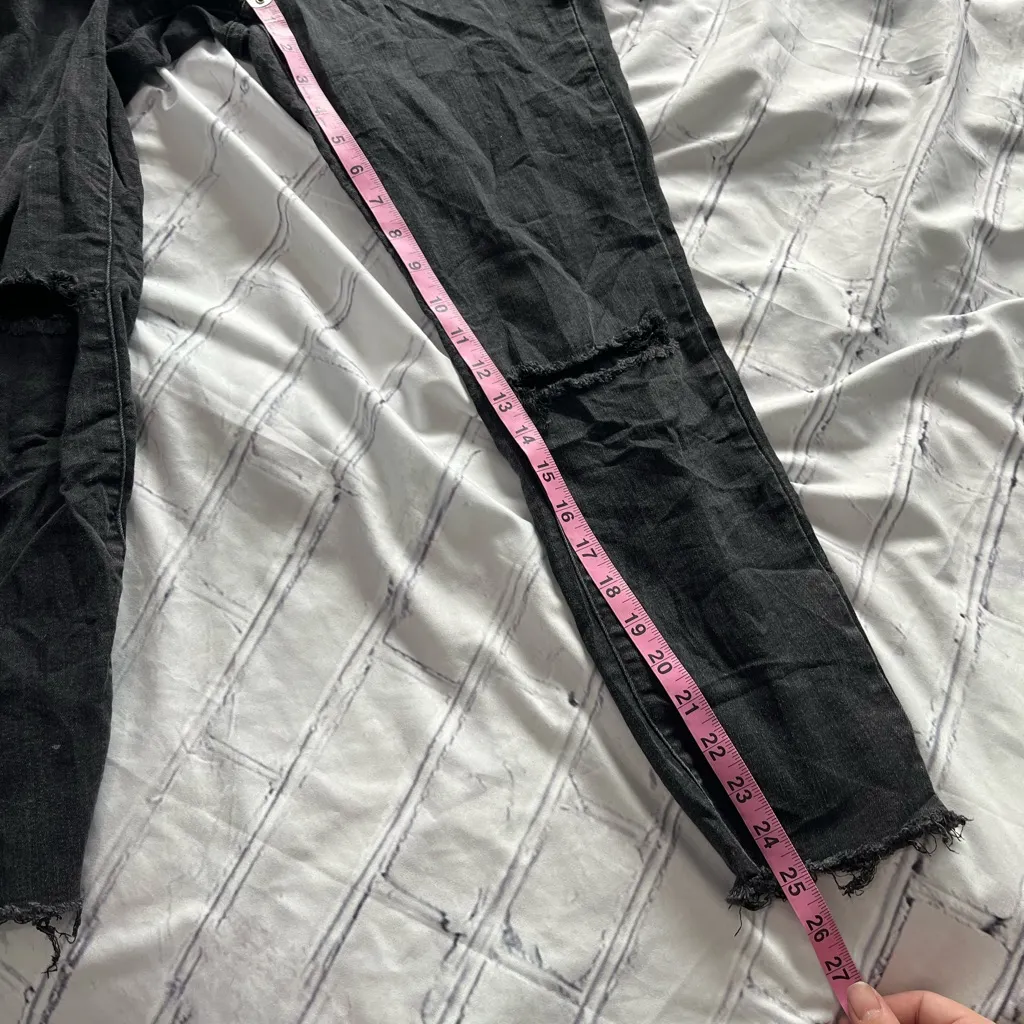 Eunina Clara High Rise Black Cropped Skinny Jeans Women’s 7 Distressed Raw Hem - Image 11