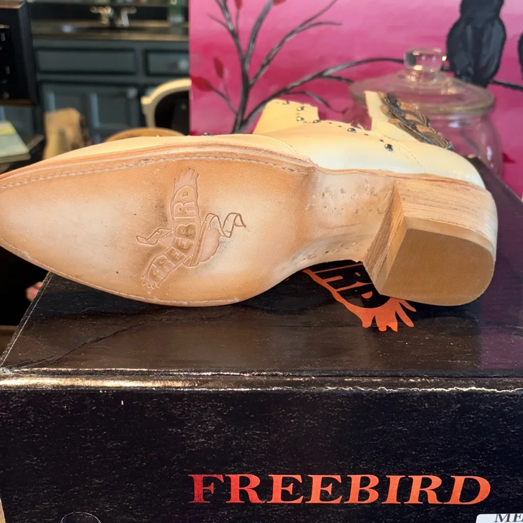 Freebird by Steven Melody Western Sandals NWT runs big - Image 7