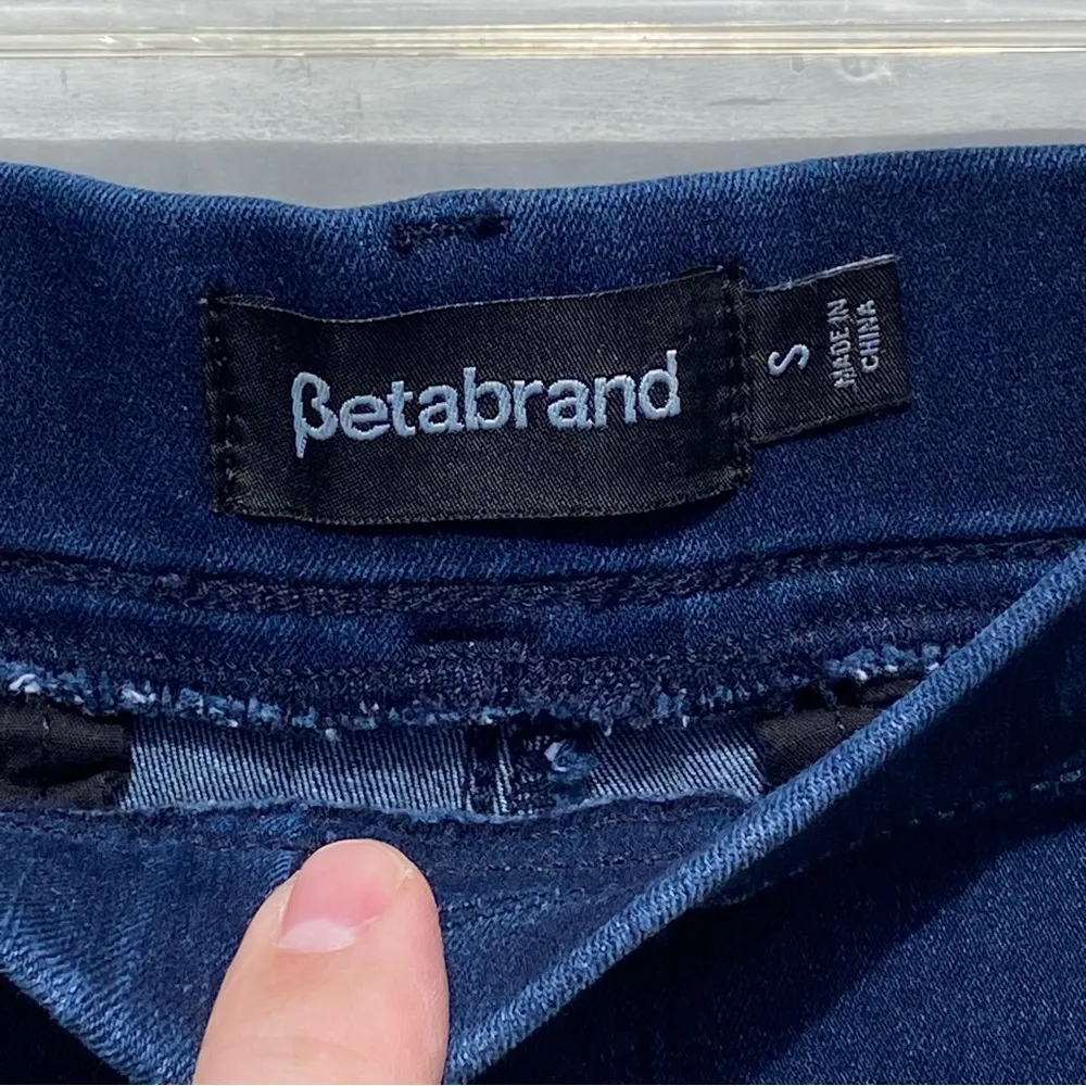 NWOT BETABRAND Women’s 2-pocket Yoga Denim Stretch Skinny Jeans Size Small - Image 3