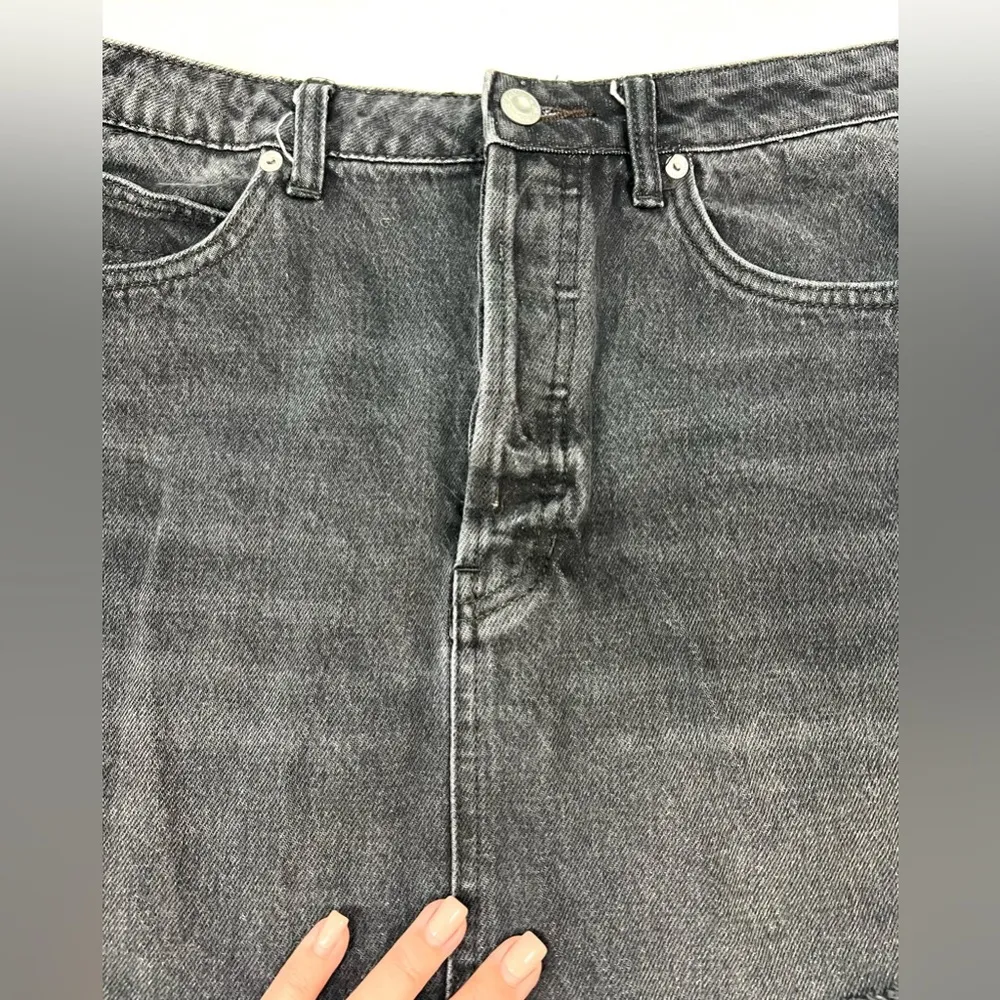 We The Free Faded Black Denim Skirt - Size 30 - Image 4