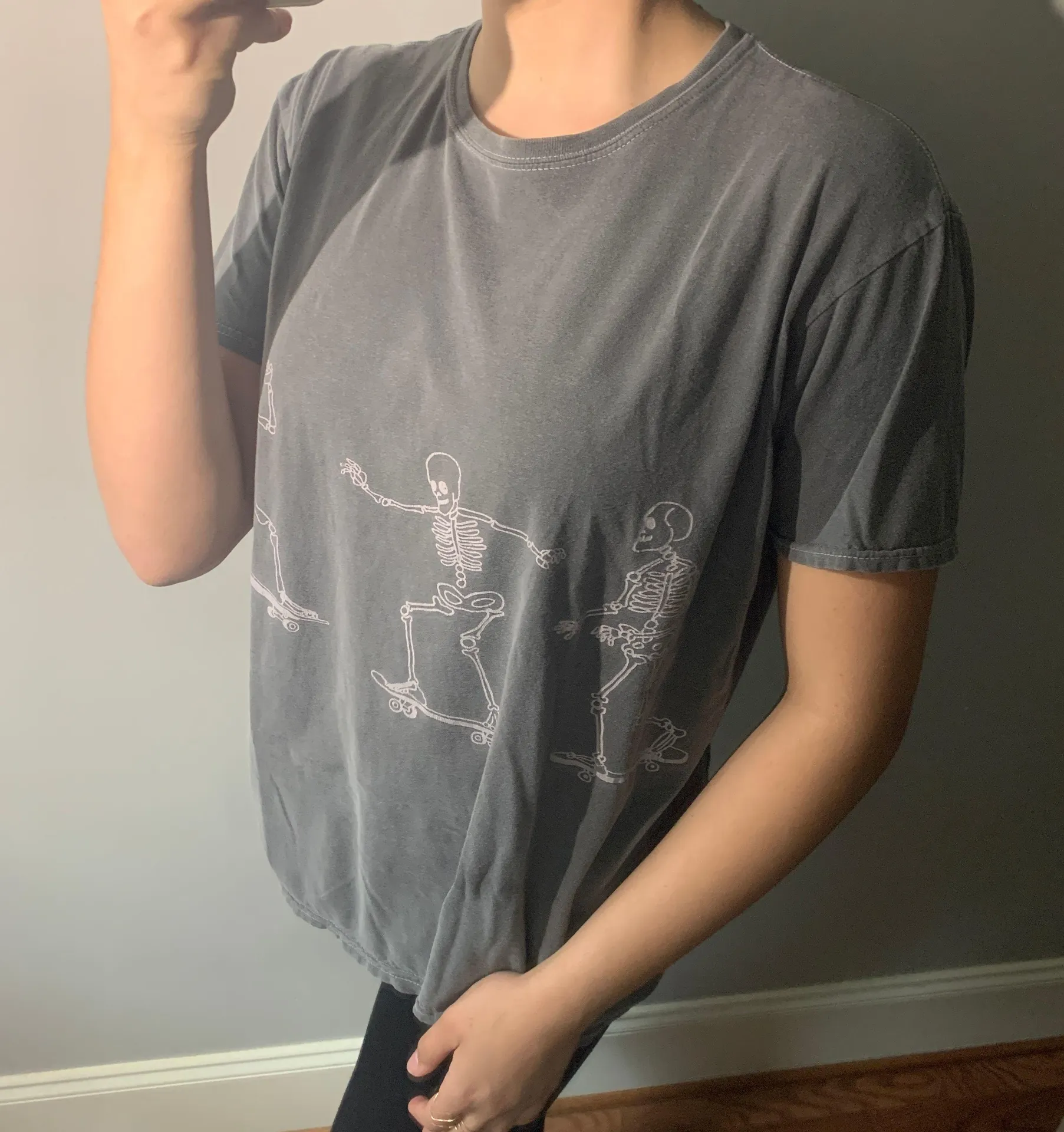 Urban Outfitters skateboarding skeletons tshirt💫 - Image 4