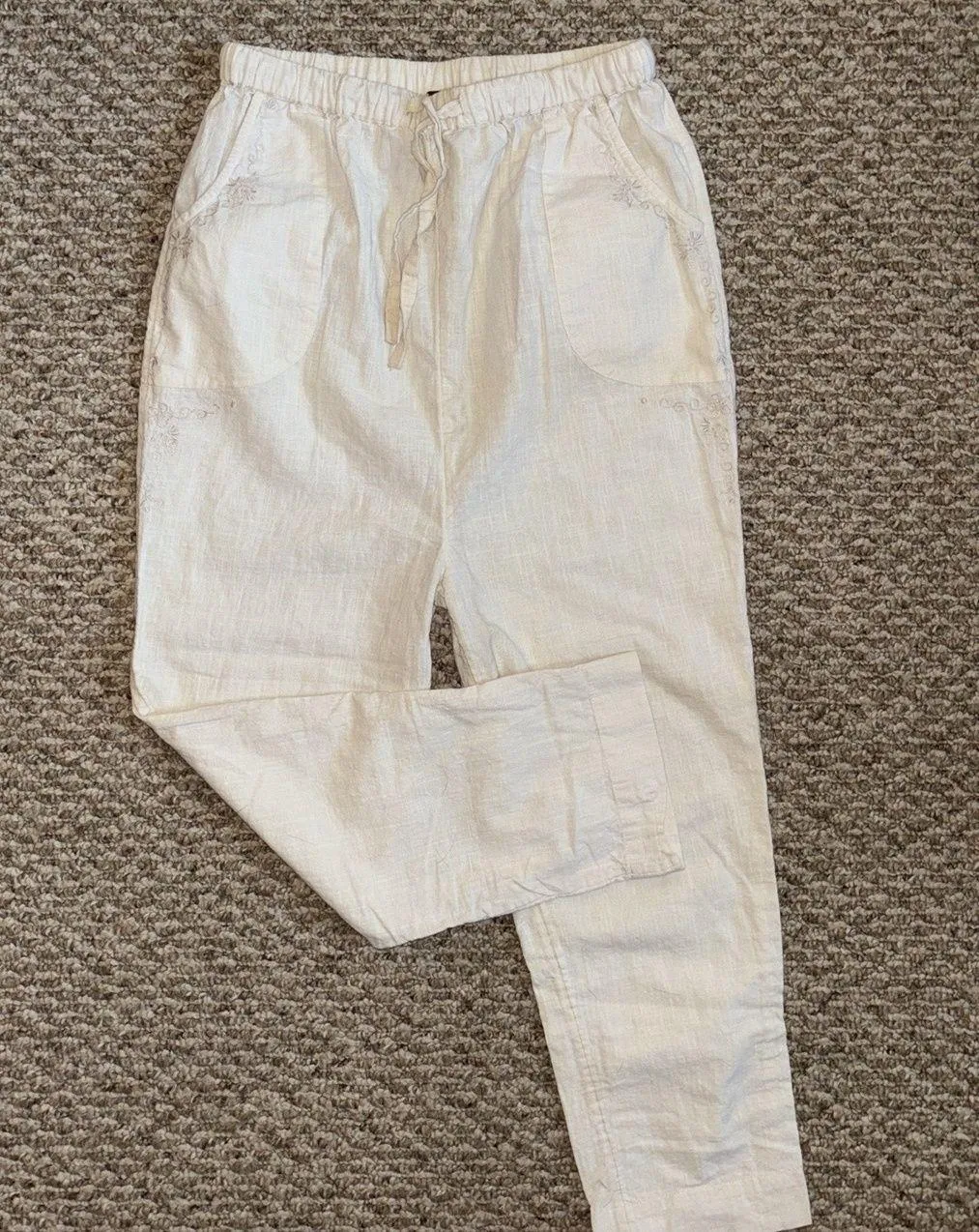 rare cream linen boho embroidered pull on ankle pants - Image 3