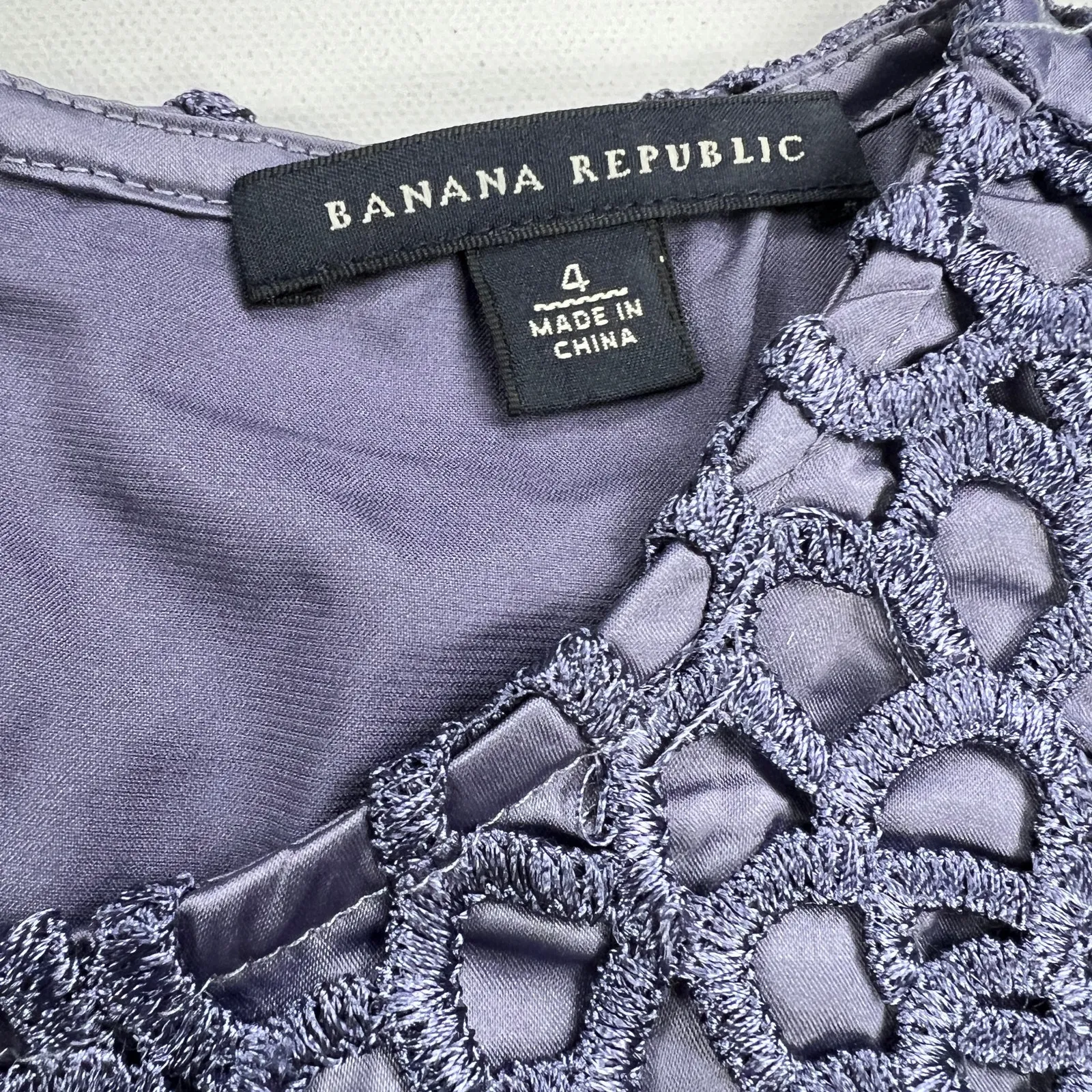 Banana Republic Crochet Overlay Sleeveless Sheath Dress West Palm Blue Size 4 - Image 4