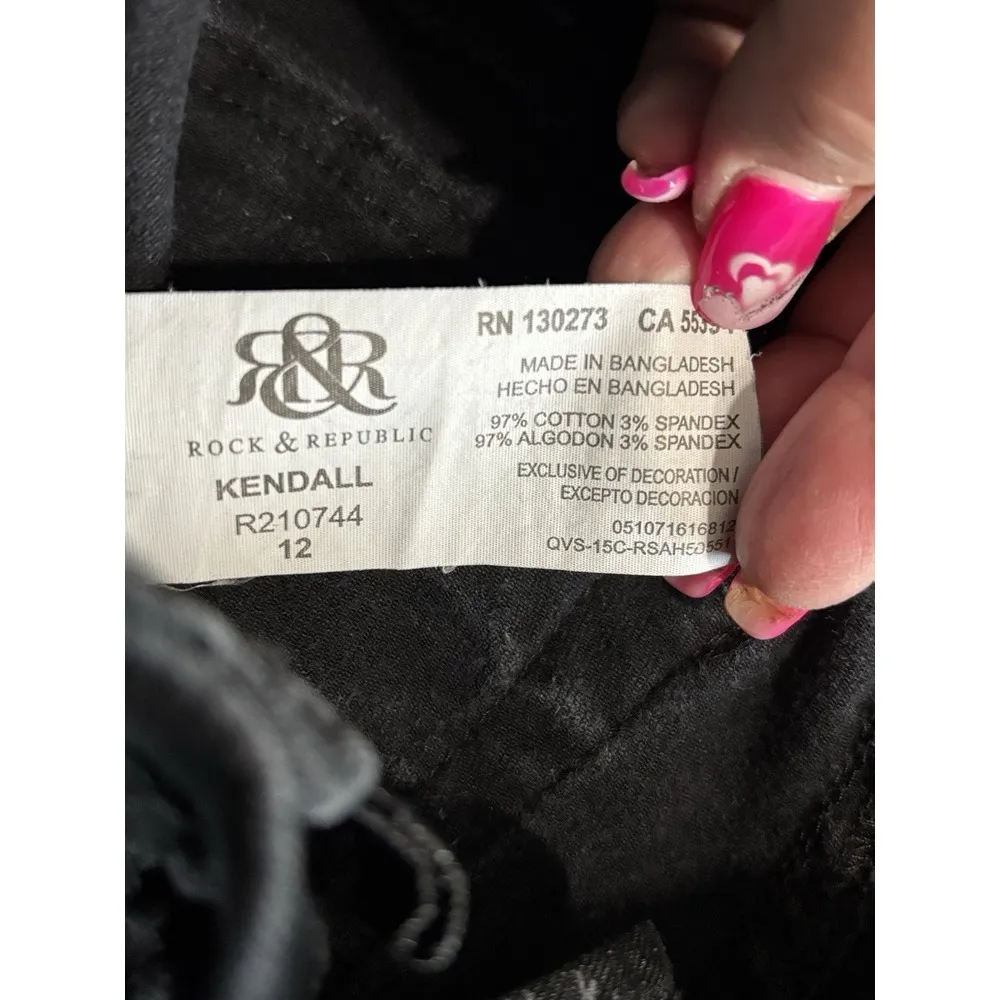 Rock & Republic Kendall Black Crop Denim Jeans Size 12 Mid Rise Pockets Zip Logo - Image 6
