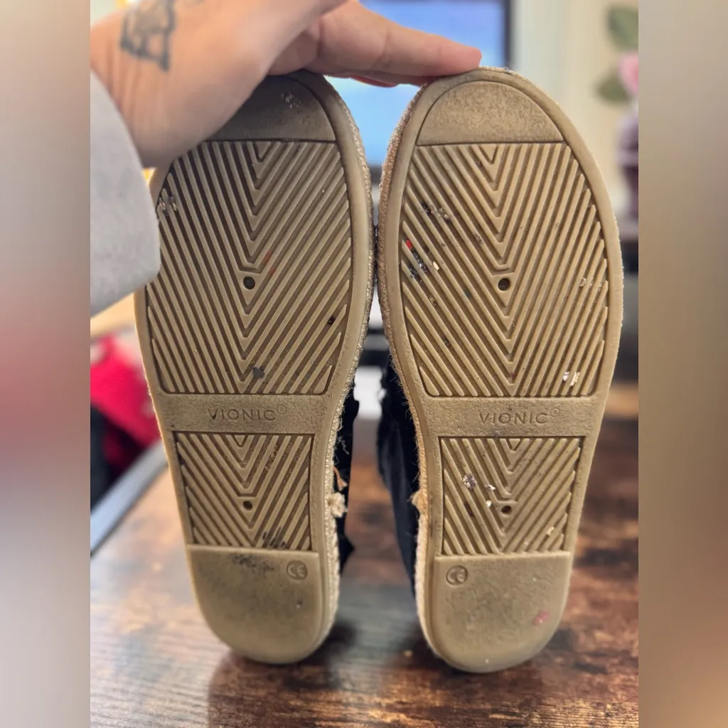 Vionic Laguna Women's Casual Slip-on Loafer  Black size 9 - Image 9