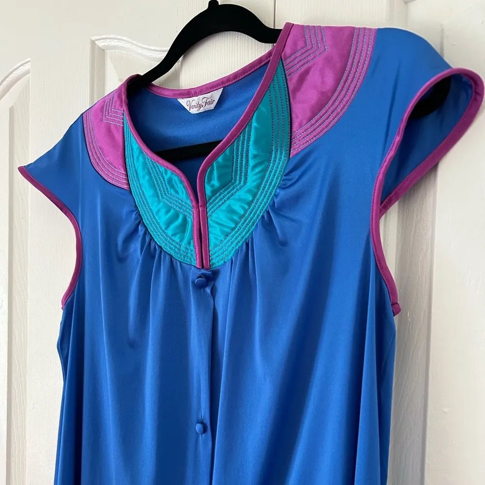 Vanity Fair - Vintage - Blue & Teal - Woman’s Buttoned Robe/Gown - Size Small - Image 3