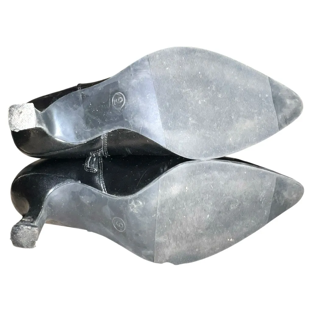 Universal Threads Black faux Leather calf length cowgirl Boots. - Image 7