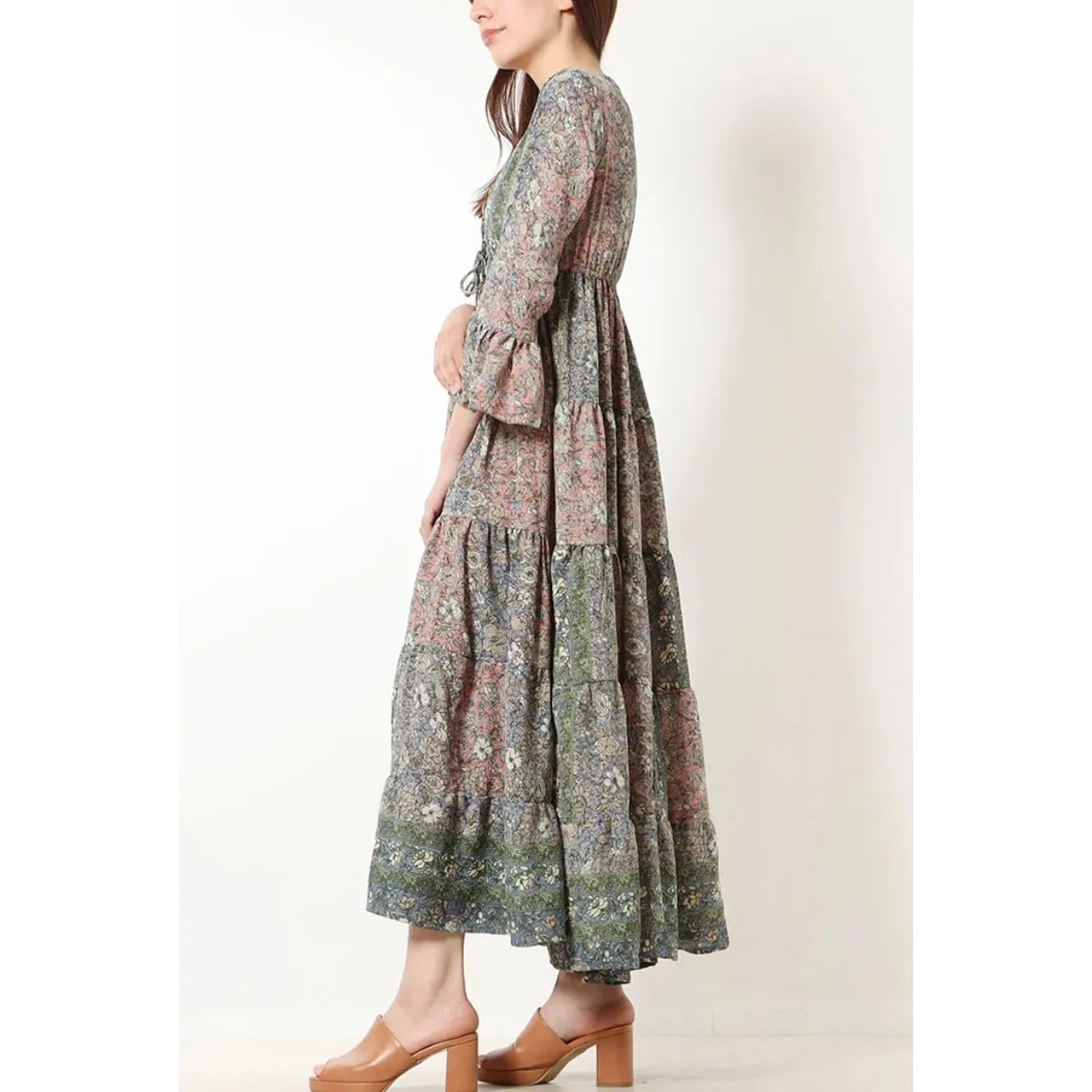 Boemo x Anthropologie Tiered Maxi Dress Floral Print Bell Sleeve Boho Size M Pink Size M - Image 2