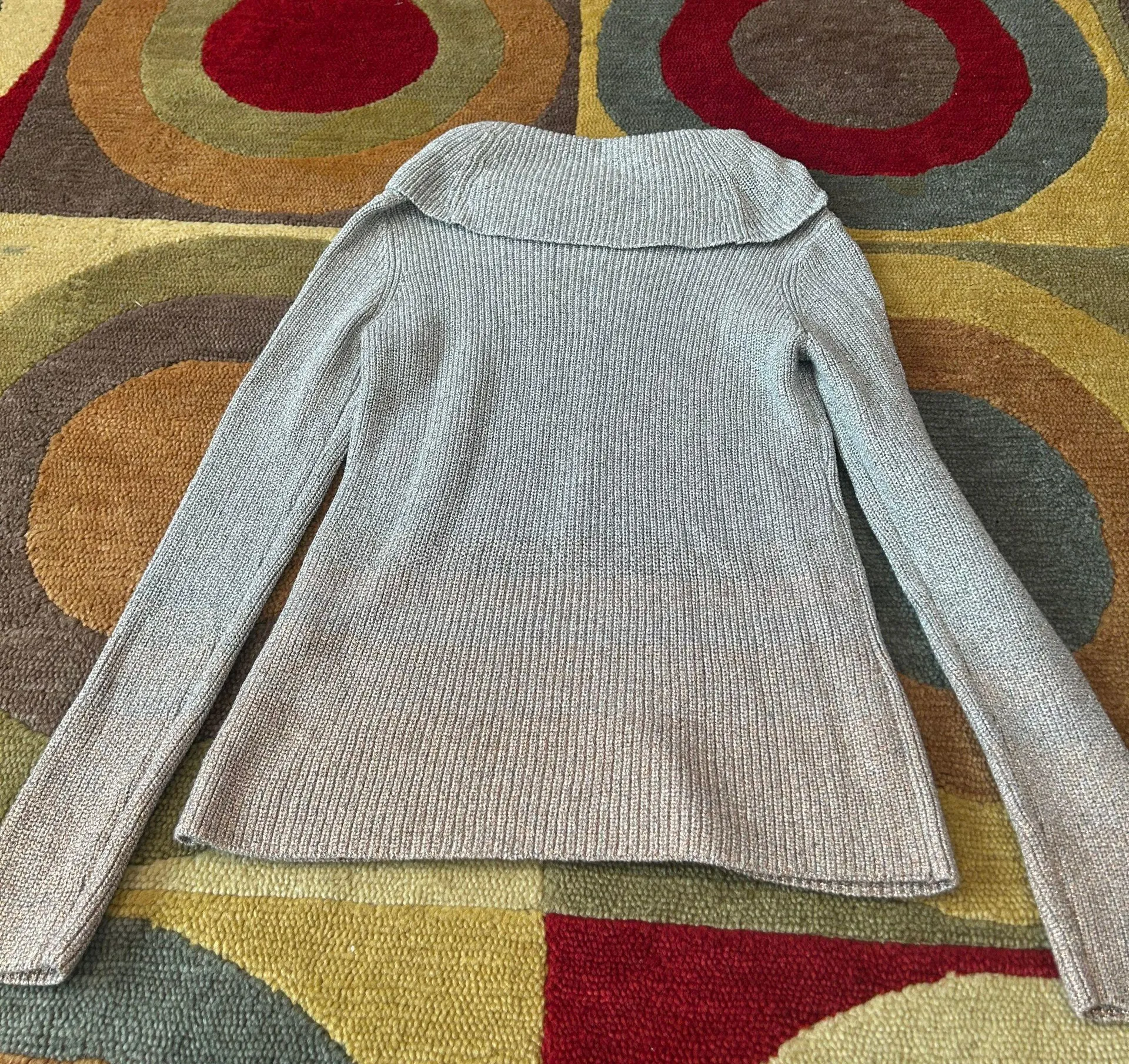 White House Black Market Cowl Neck Sweater Sparkly Silver Light Pink Ombre Small - Image 4