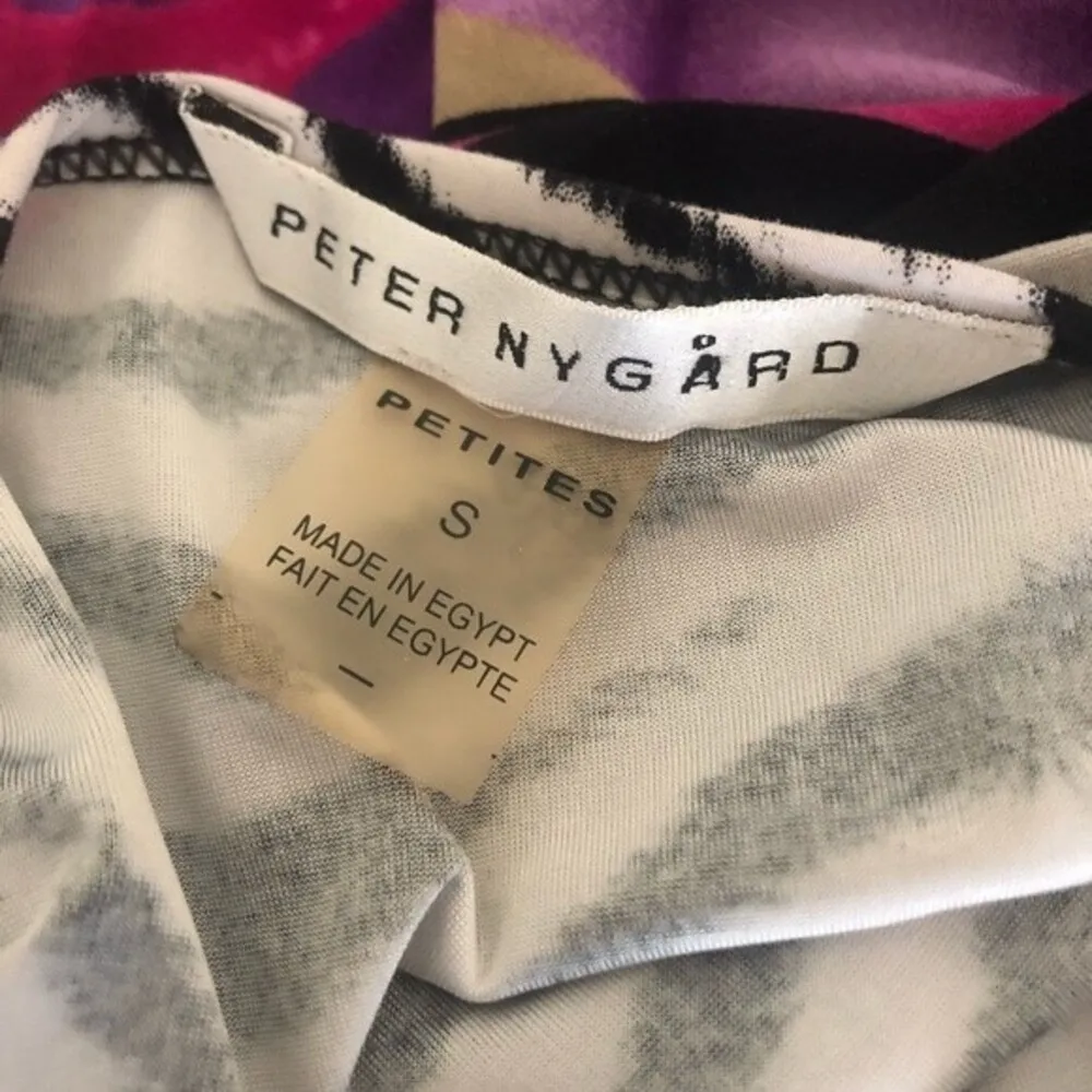 PETER NYGARD Petites Stretch Mixed Print Top Animal Print Womans Size Small - Image 5