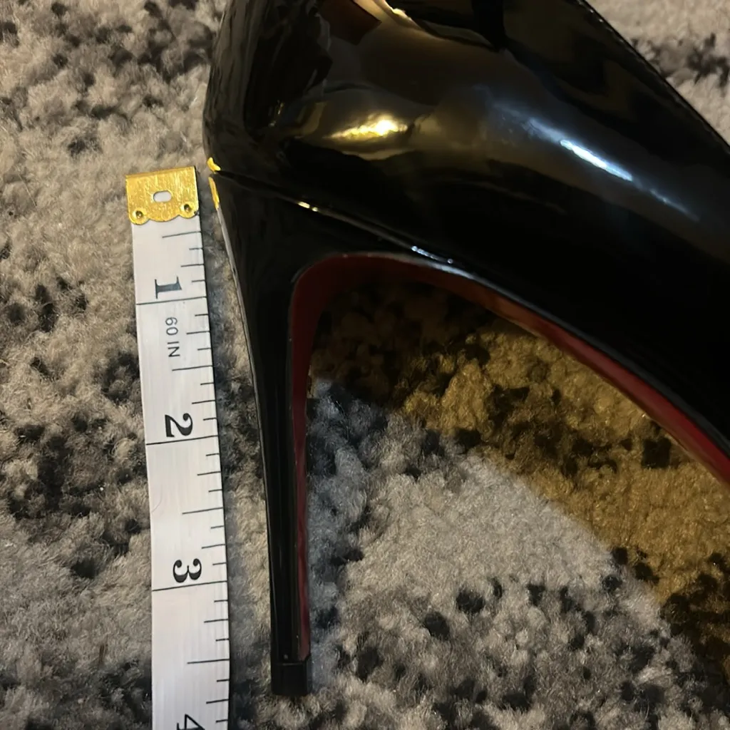 Christian Louboutin Iriza Dorsay Heel Black size 37 - Image 6