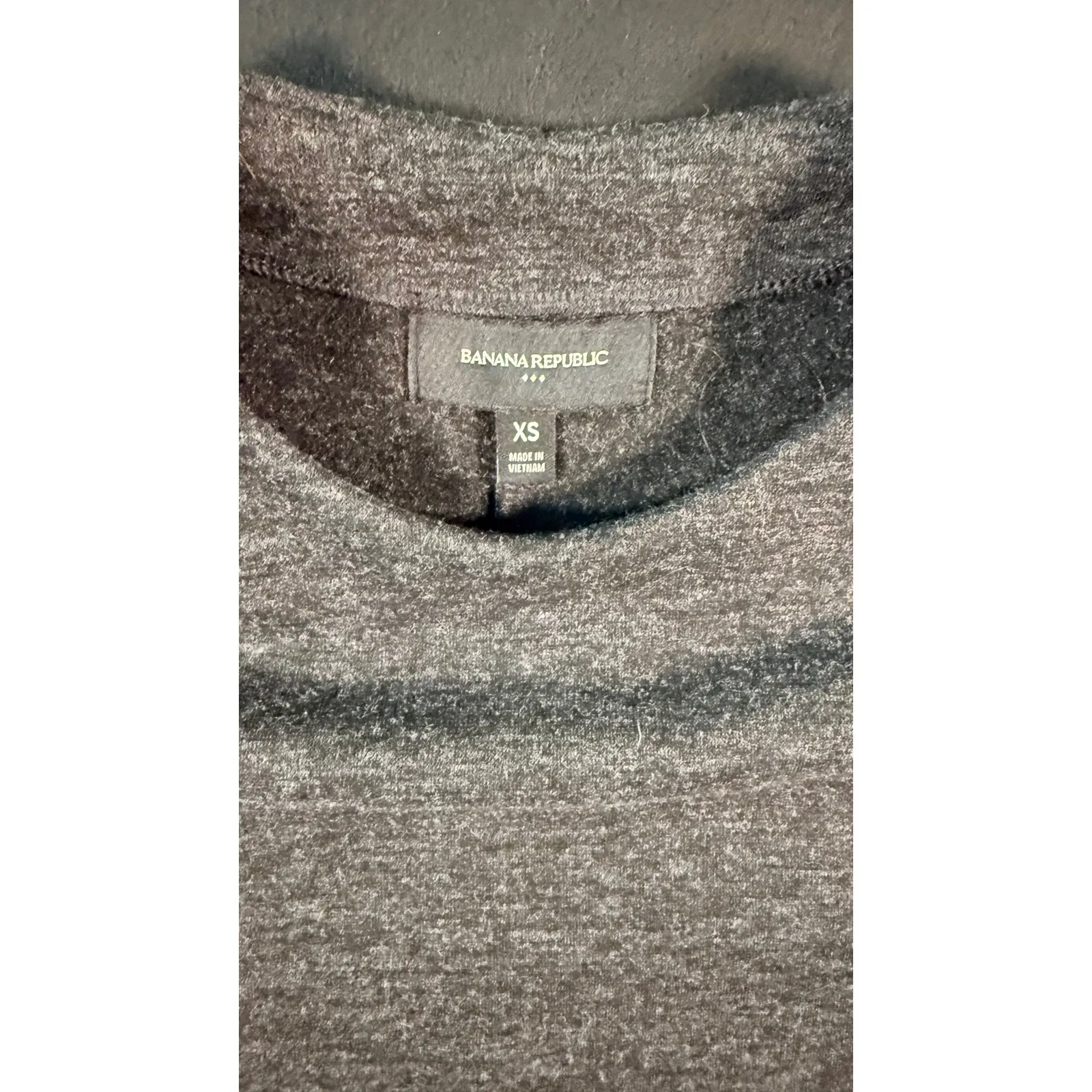 Banana Republic Women Heathered Gray Long Sleeve Cropped Sweatshirt XS - Image 2