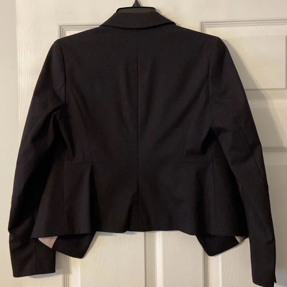 Ann Taylor size 2P blazer excellent condition length 22” bust 28” see all photos - Image 6