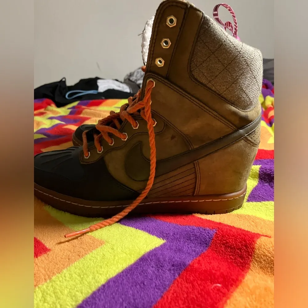 Nike Dunk Sky Hi SneakerBoot Shoes Dark Loden Rare 616715-300 Women Size 7.5 - Image 8