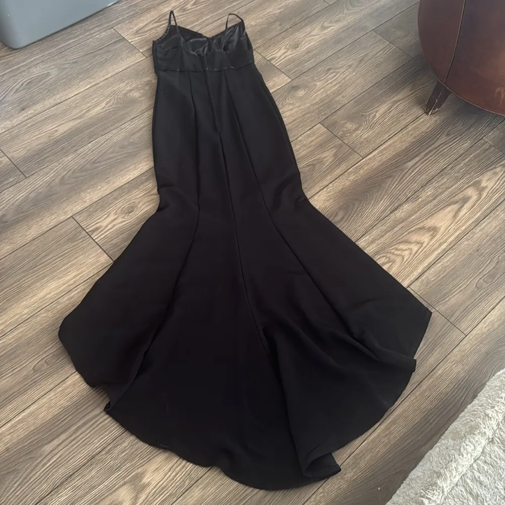 Elegant Black Evening Gown with a train XS - Image 6