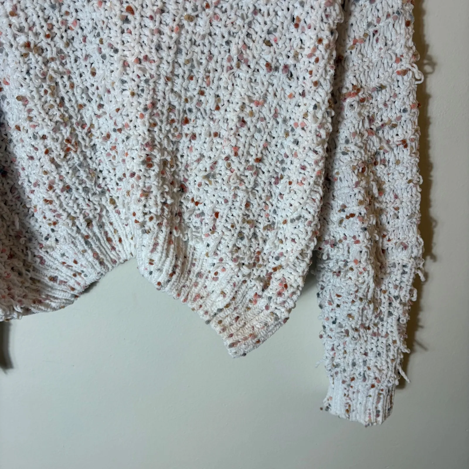 POL Confetti Knit V-Neck Sweater White Pink Multicolored Textured Size Medium - Image 3