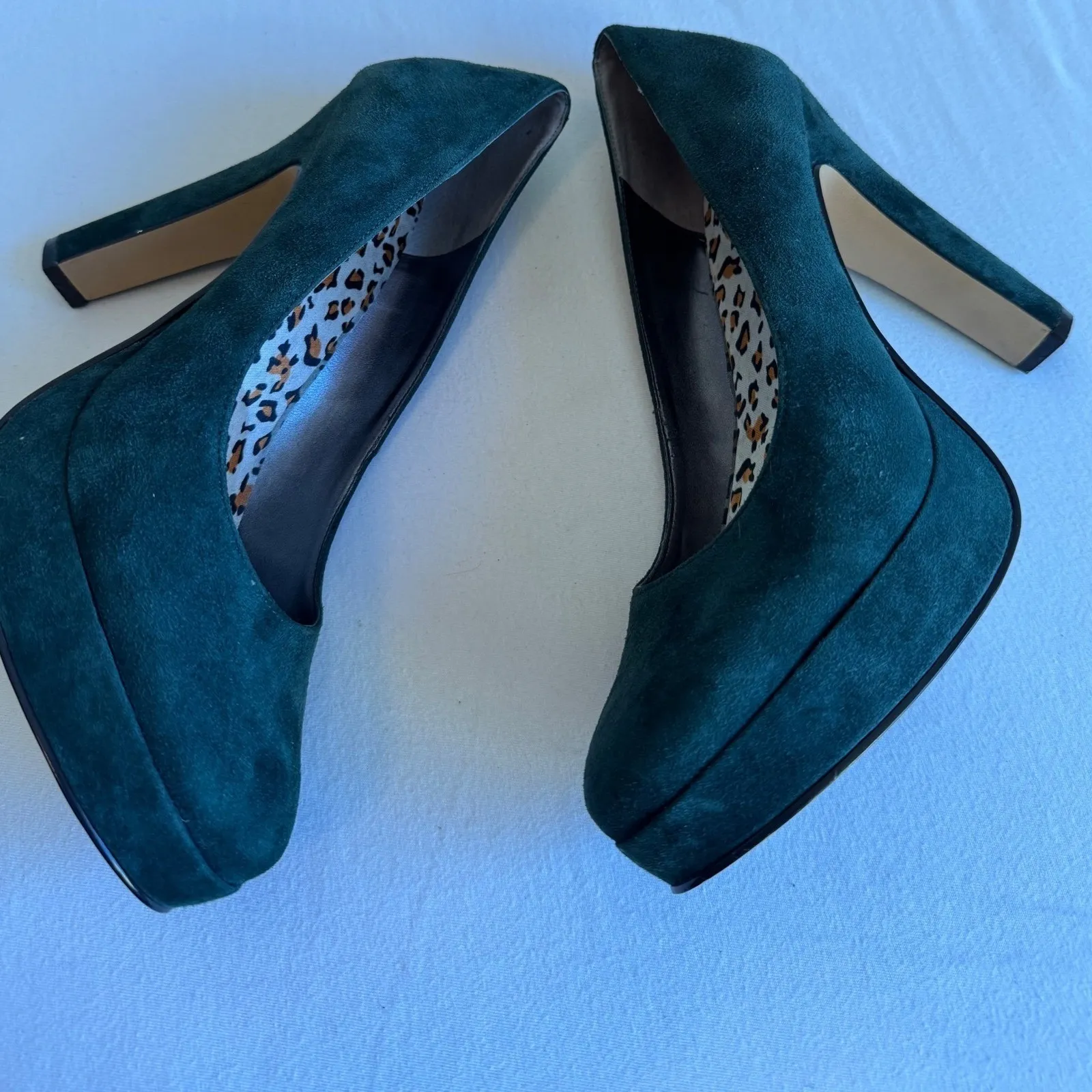 Nine West sz 9.5 Womens Emerald Green Suede Chunky Platform Pump Heels Y2K Party - Image 4