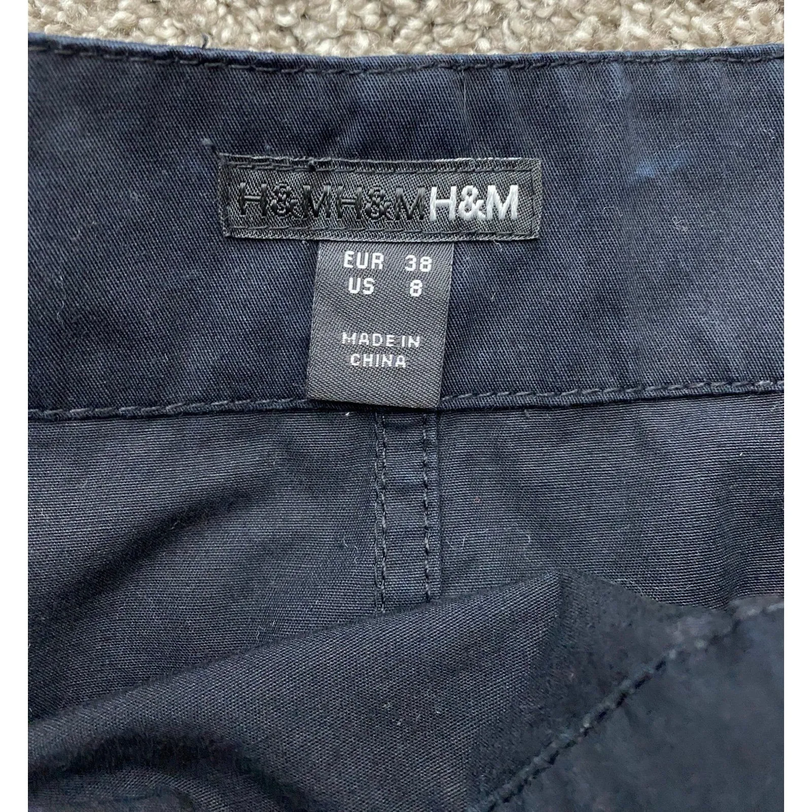 H&M Black Pleated Mini Skirt Women’s Size 8 – 100% Cotton - Image 4