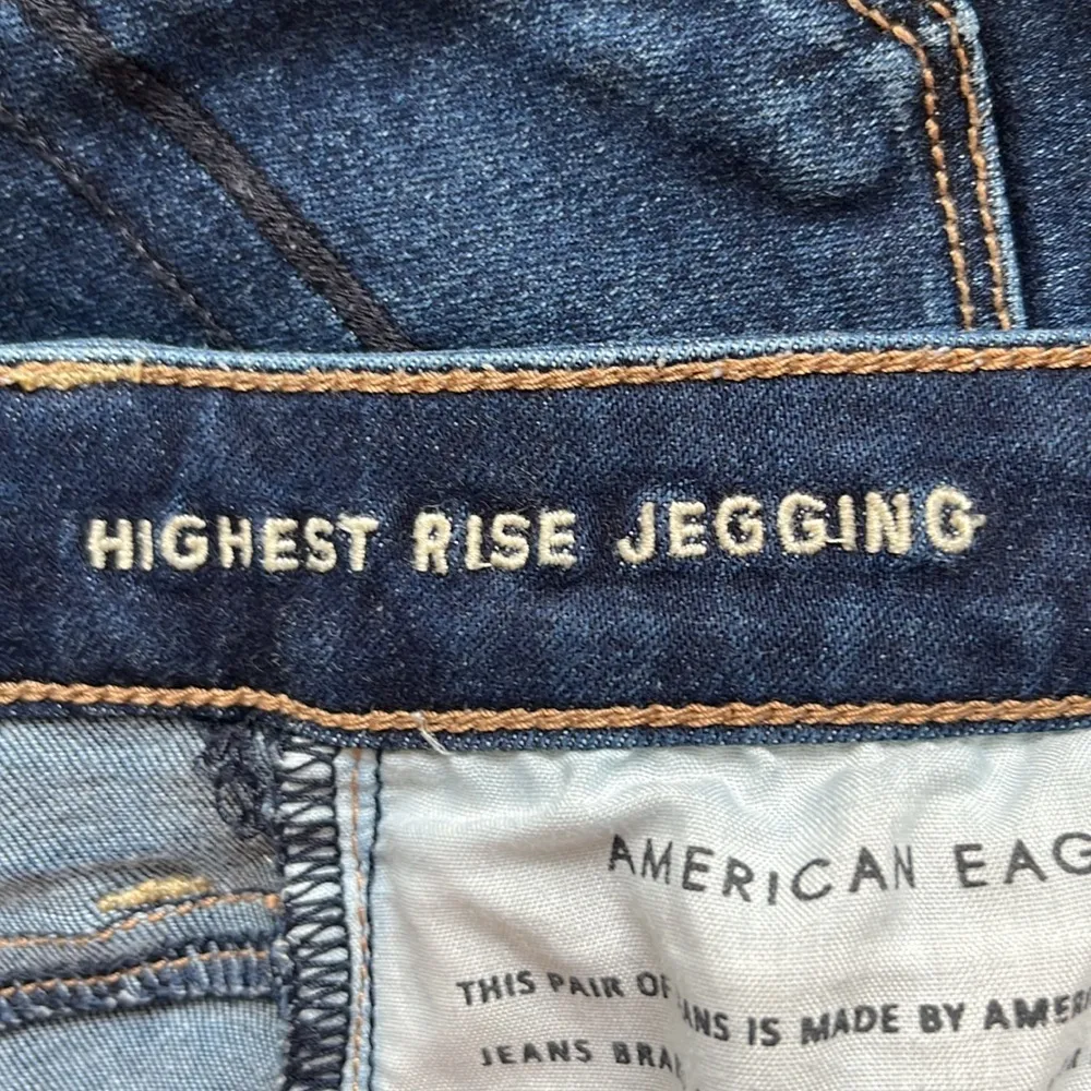 AEO American Eagle Highest Rise Jeggings Distressed Ripped Dark Wash Size 4 - Image 5