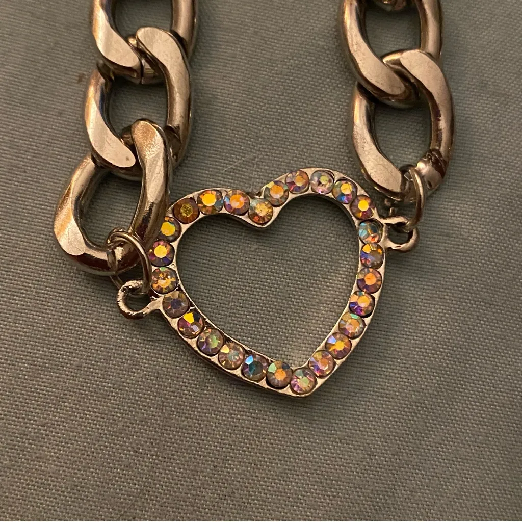 Necklace & Bracelet Set Lot Silver Tone Chain Link Heart Center Rainbow Stones - Image 3