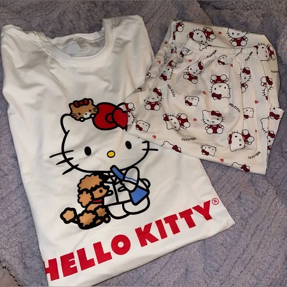 Hello Kitty Super Soft  PJ Set - Image 2