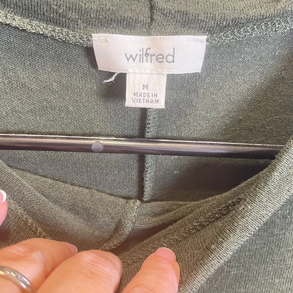 Aritzia Wilfred Lussac Mock Neck Knit Sweater Green Long Sleeve Top‎ Size Medium - Image 2