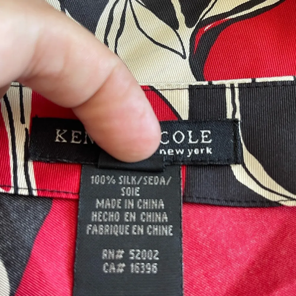 Kenneth Cole Abstract Red and Black Blouse one shoulder blouse size 6 - Image 4