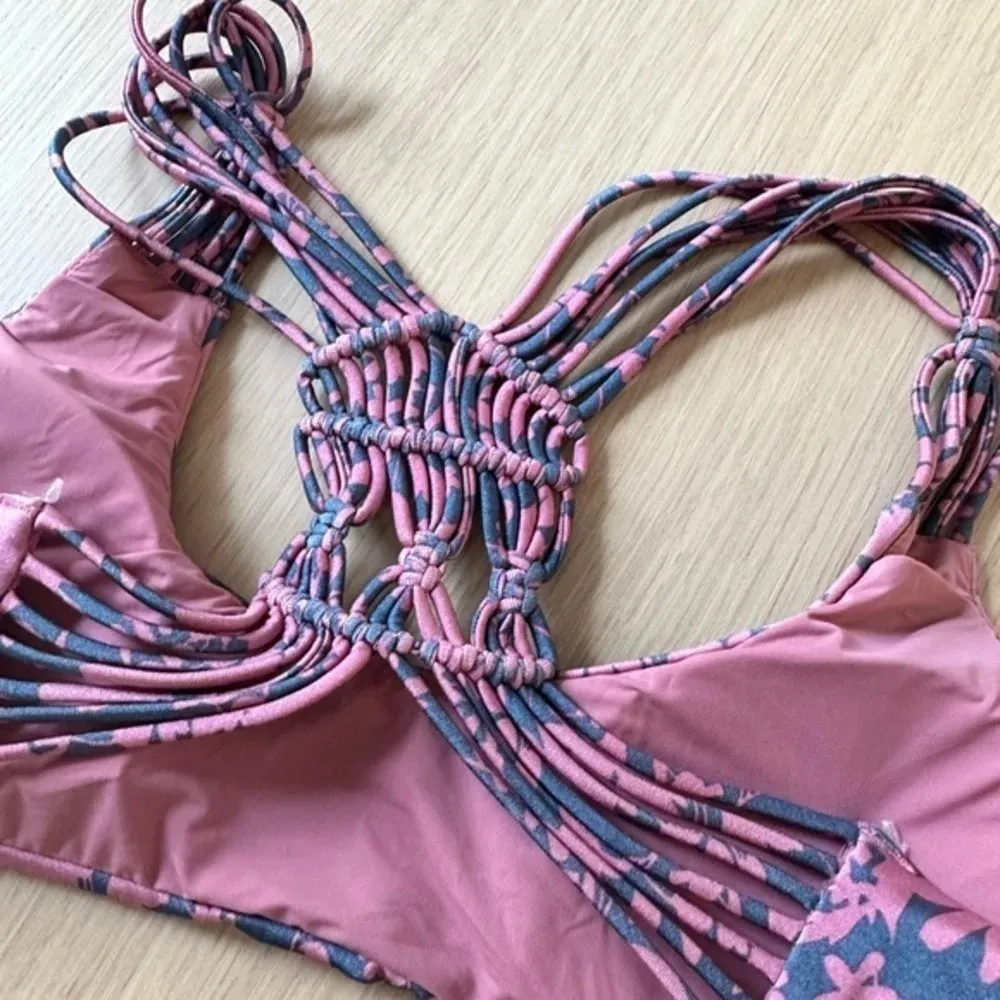 Dolce Vita Macrame Bralette Bikini Top Rose Floral az S. NWOT. No Flaws‎ B0068 Pink - Image 8