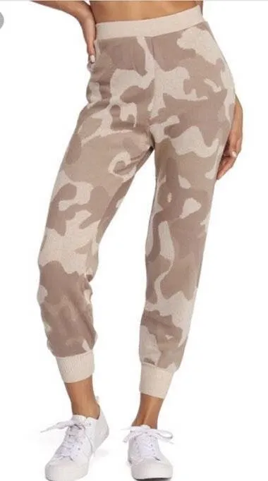 Windsor NWT Camo Sweatpants  - Image 3