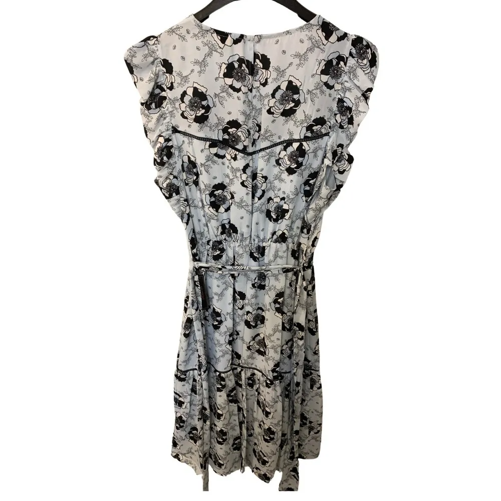 Boutique | The Black Rose Spring Midi Dress Size Medium - Image 8