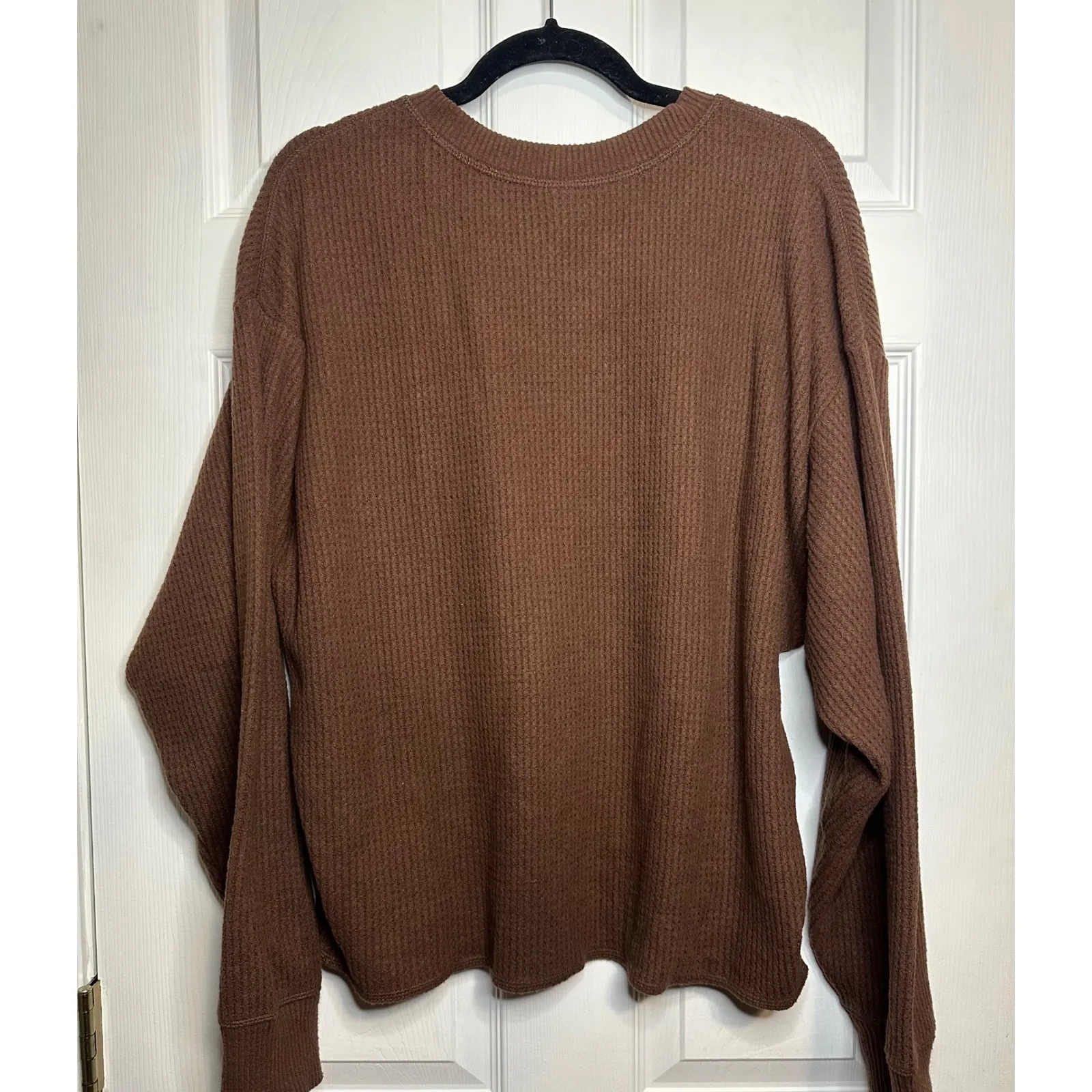 Old Navy Oversized Cozy Waffle Henley Top Size Large Tall - Image 2