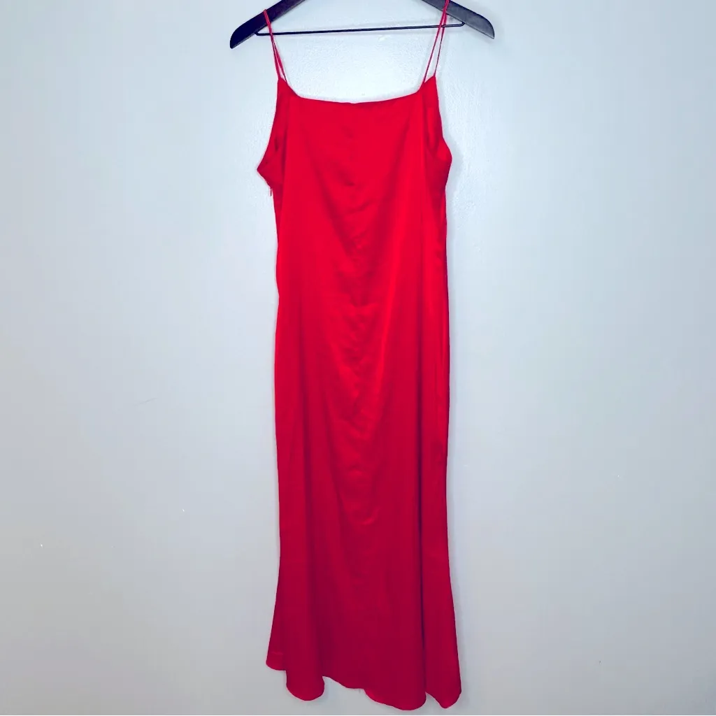 The House of Retro London Red Satin Slip Dress Size undefined - Image 2