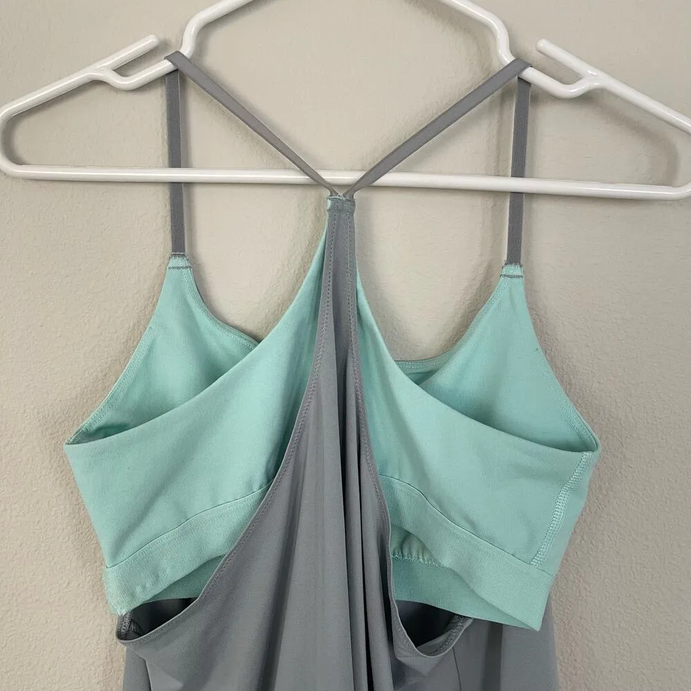 Gap Fit (2) Bundle of Workout Tanks Built In Bras (Small) - Image 10