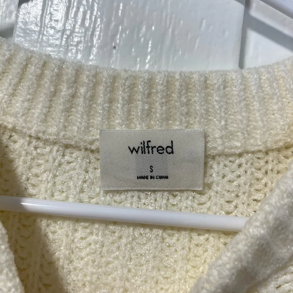 Wilfred Cream Essential Chenille Crewneck sweater size small - Image 4