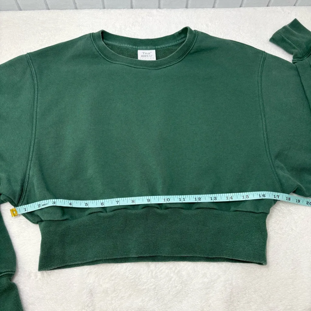 Artiza TNA AIRYAF Fleece Deep Green Cropped sweatshirt size S - Image 8