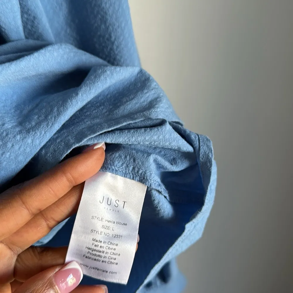 JUST Female Helka Puff Sleeve Blue Bell Blouse Large - Image 10