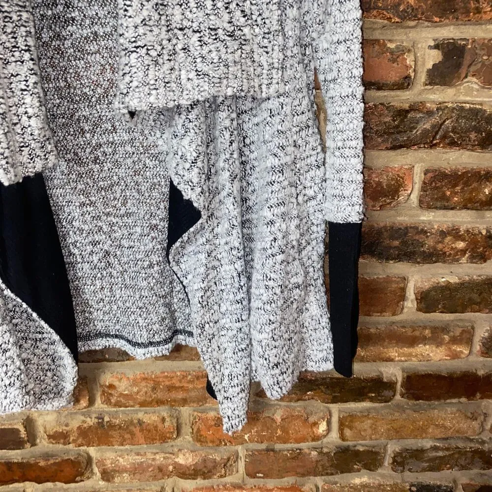 Bar III Black & Gray Open Front Cardigan Sweater Women's Size Small - Image 3